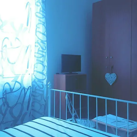 Alojamento de Acomodação e Pequeno-almoço Stazione Centrale