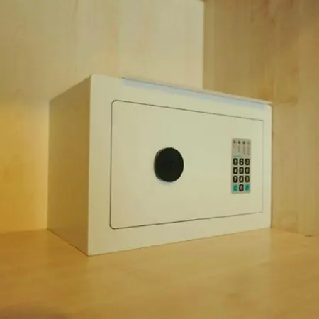 Stazione Centrale 3*